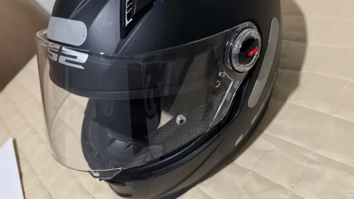 Capacete LS2