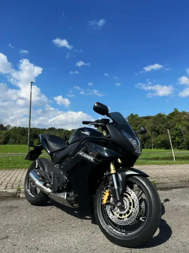 HONDA CBR 600F