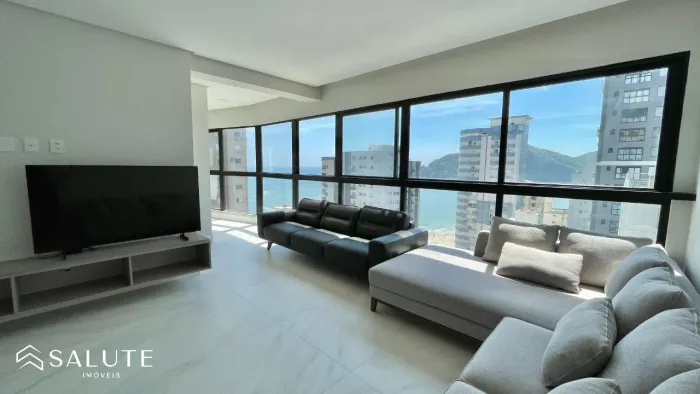 Apartamento locação anual 4 suítes Barra Sul