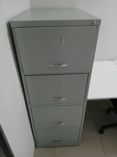 Armario de aço 4 gavetas - Entrego sem custo