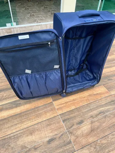 Malas de viagem 23kg semi nova