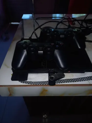 Venda de ps2 bem conservado com jogos dois controles novos 