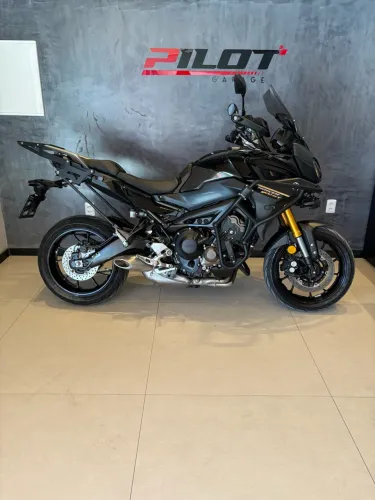 Yamaha MT-09 Tracer 900 GT 2025