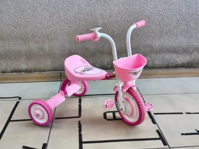 Triciclo Infantil em Alumínio