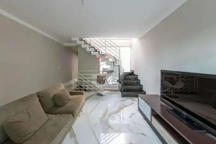 Sobrado à venda na Vila Prudente - 160m2- 3 dormitórios - 3 suítes - 2 vagas de garagem