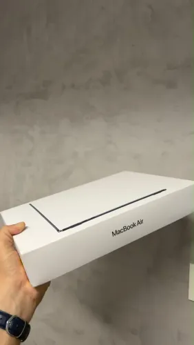 MacBook Air M5 lacrado