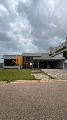 Belíssima casa à venda no Condomínio Campos de Santo Antônio 2 em Itu/SP.