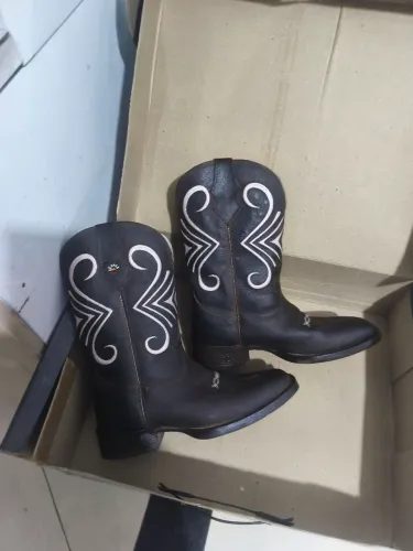 Bota em Couro Texana