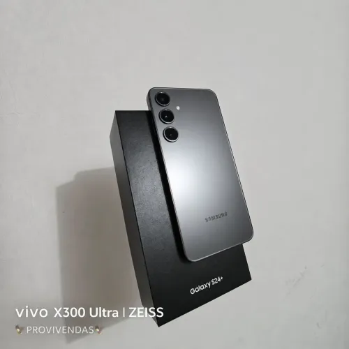 S24 PLUS 256GB ZERADO,EM ESTADO DE NOVO COMPLETO ACT CARTÃO E OLX PAY.PROVIVENDAS STORE.