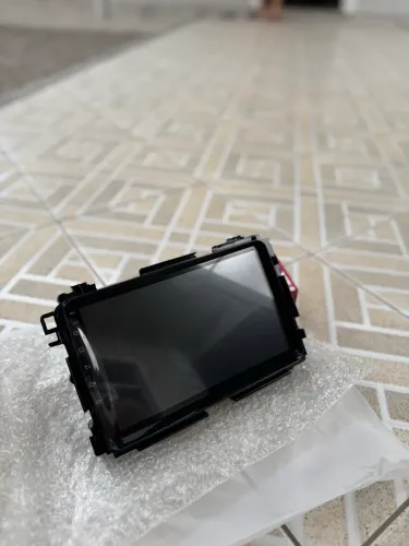 Vendo multimídia android com CarPlay sem fio. Acompanha câmera de ré e microfone 