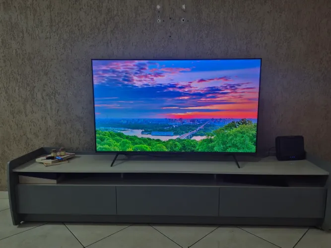 RACK PARA TV'S DE 50" A 70"