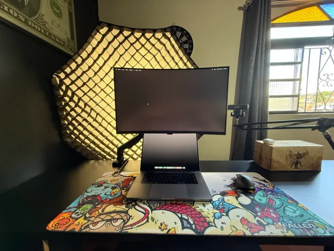Monitor Mancer Curvo 31,5? - Na Caixa