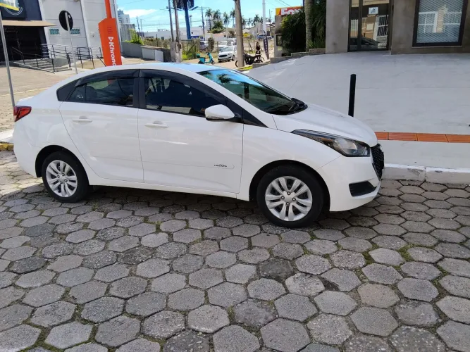 Hyundai HB20S C.plus/c.style1.0 Flex 12V Mec. 4P 2019