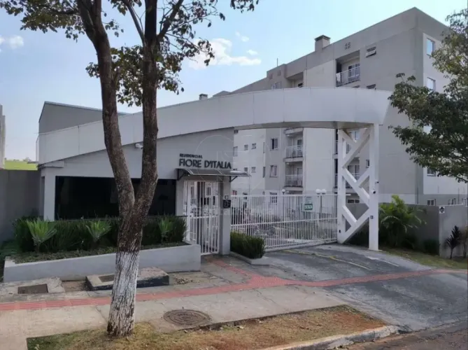 Apartamento à Venda no Edifício Fiori D`Itália com 2 Quartos Sendo 1 Suíte em Cambé