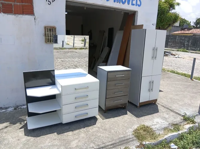 Lote de móveis 