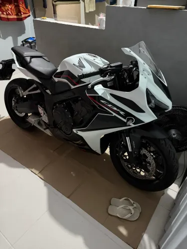 Cbr650r