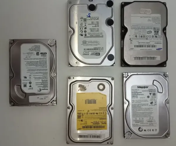 HDs SATA usados - 500GB / 250GB / 80GB