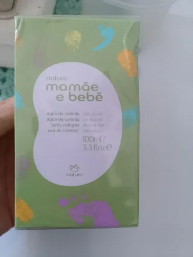 Perfume mamãe e bebe original 100 ml na caixa novo + dois sabonetes original tbm 