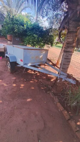 Carretinha reboque bau