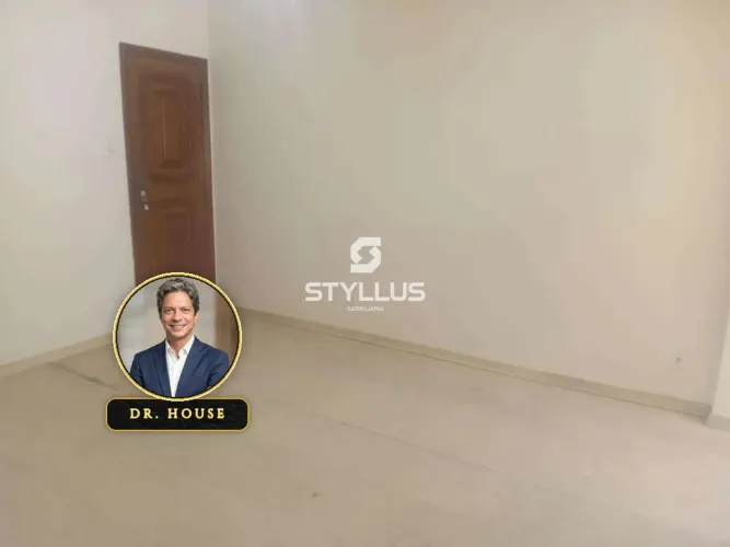 Apartamento Amplo com 2 Quartos e Sol da Manhã em Engenho de Dentro M03O