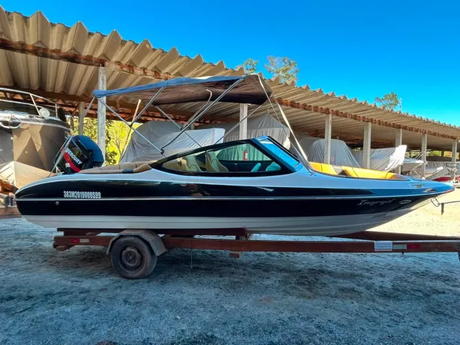 Vendo Casco de Lancha 2019