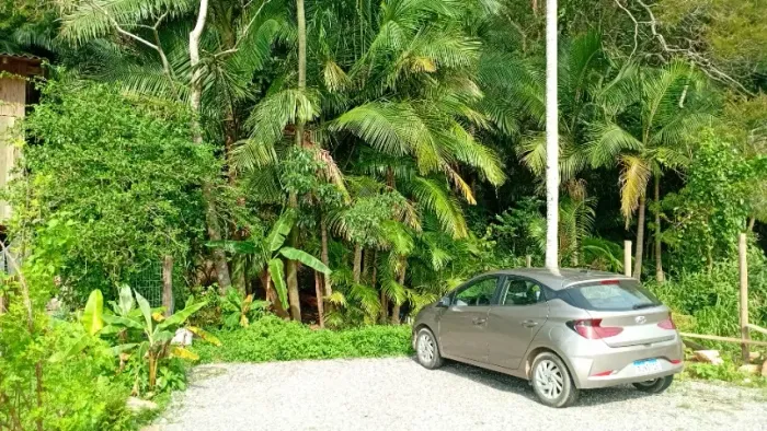 Área comercial e residencial