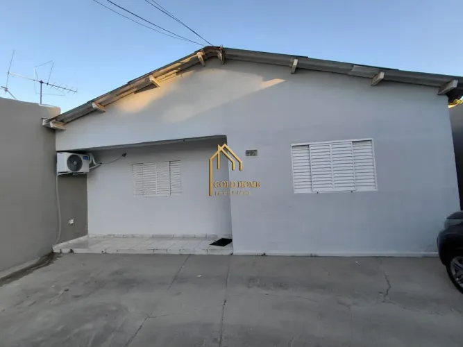 VENDE-SE CASA NO PARQUE CUIABÁ