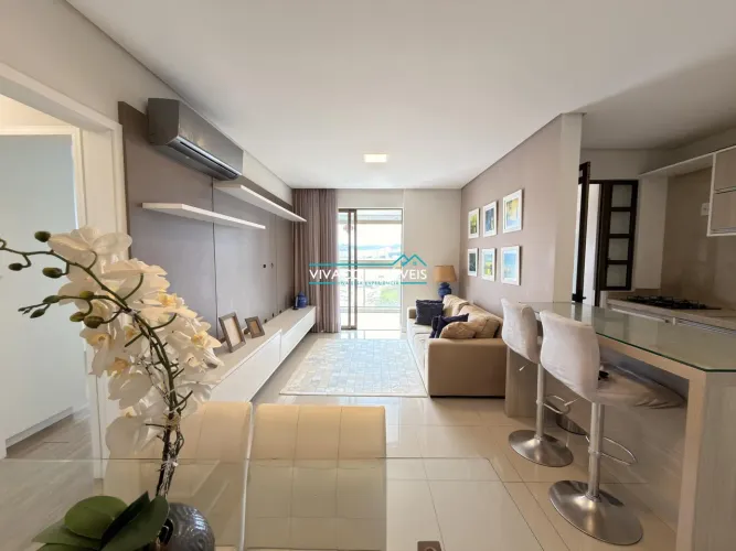 Apartamento para Aluguel | 2 Dormitórios, Vista Mar, Mobiliado e 2 Vagas | Baln