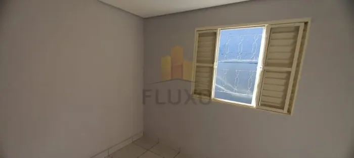 Casa com 2 dormitórios para venda no bairro JARDIM SOLANGE
