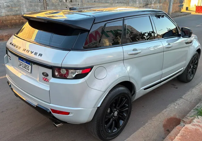 Land Rover Range Rover Evoque Pure 2.0 Aut. 5P 2012