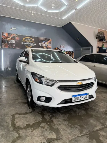 Chevrolet Onix Hatch LT 1.0 8V Flex Mec. 4P 2018