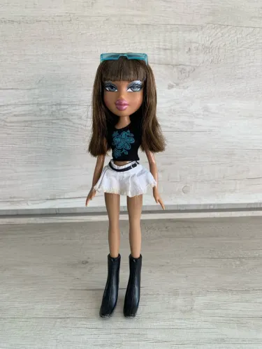 Bratz Nevra Secret Date