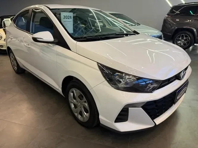 Hyundai HB20S Comfort Plus 1.0 Flex 12V Mec. 2024