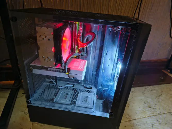 Computador gamer Xeon e5 2470 V2 RX 6500 XT 16gb ram 512gb vme