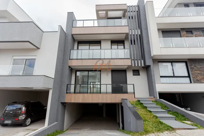 Casa de 3 Suítes à Venda no Condomínio Alto Boulevard | Bairro Alto Curitiba