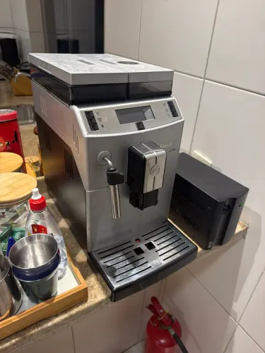 Vendo Saeco Lirika usada, em perfeito estado 