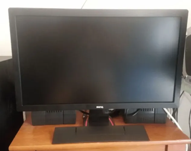 Monitor 24 benq