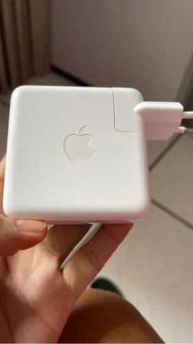 Carregador portátil da Apple