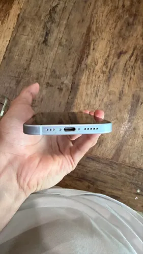 IPHONE 15 128gb - 85% de bateria original