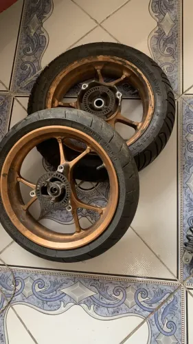 Rodas de Nmax original e amortecedor original 