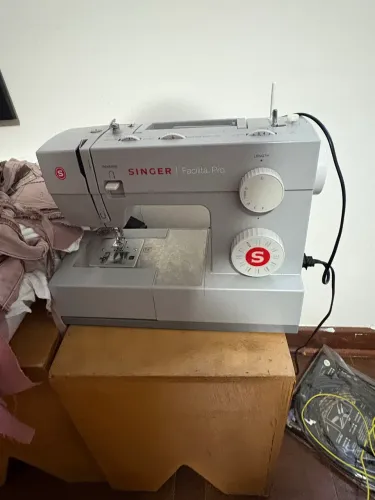 MÁQUINA COSTURA SINGER FACILITA PRO