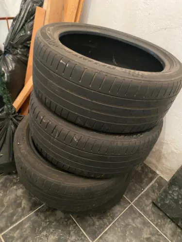 PNEU ARO 18 PERFIL FINO