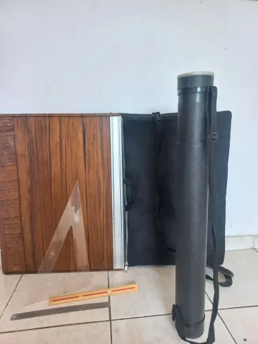 ?Kit Arquitetura - Tubo + Prancheta - bolsa e regua - Ótimo Estado?