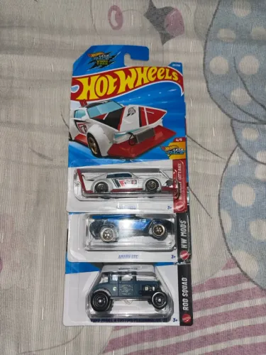 PACK 3 HOTWHEELS TH (treasure hunt) R$150