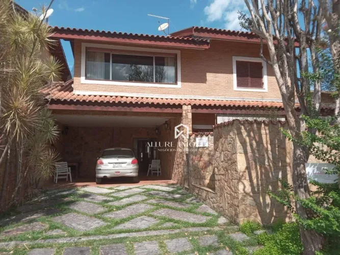 Sobrado mobiliado com 5 dormitórios para alugar, 310 m² por R$ 13.000,00/mês - Jardim das