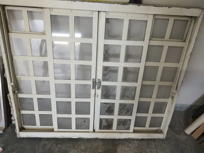 Janela Sasazaki 1.20x1,00 valor R$190 a retirar Planalto Paulista 