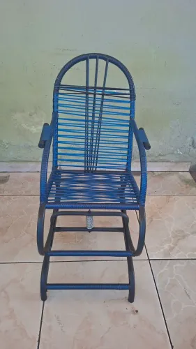 Cadeira de macarrão infantil. 