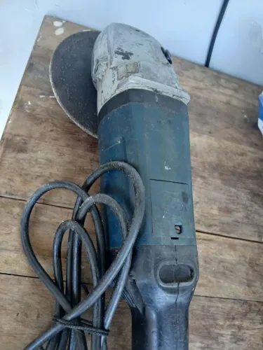 Esmerilhadeira Angular Bosch 220V