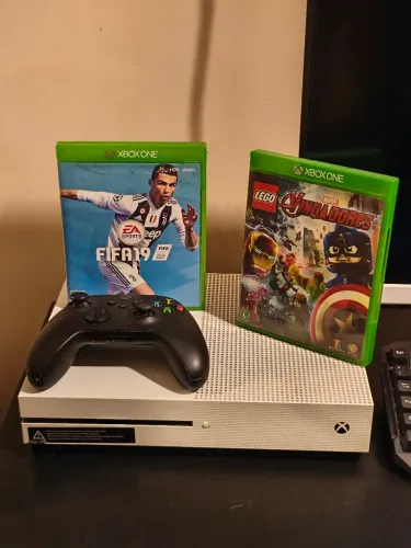 Xbox one S 500gb e jogos