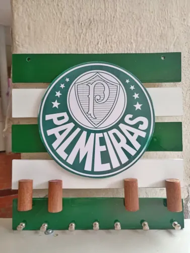 Suporte Porta Chaves Madeira/Modelo Palmeiras Com 7 Pinos